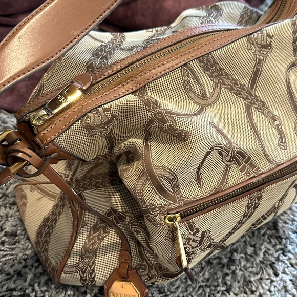 Lauren Ralph Lauren Women’s Brown Leather Trim Equestrian Tote Bag - Picture 5 of 16
